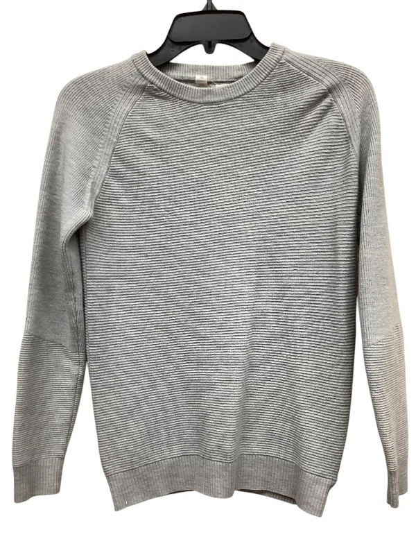 Women's Turkish Wool SweatersSweater By Lululemon In Grey, Size: 6