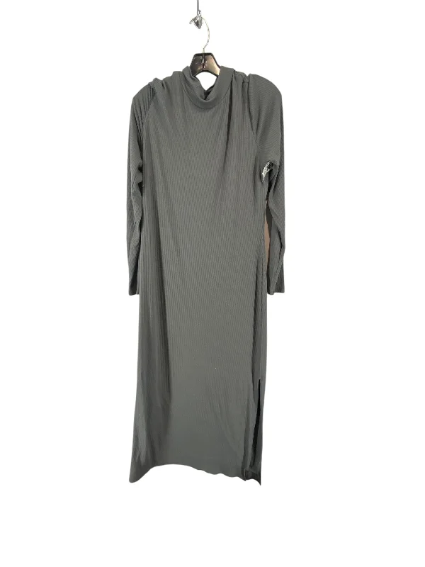 Women's Narrow-Neck DressesDress Casual Maxi By Clothes Mentor In Grey, Size: Xl