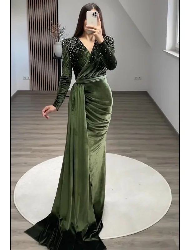 Women's Notched Collar DressesMermaid / Trumpet Evening Gown Maxi Dress Formal Floor Length Long Sleeve V Neck Velvet with Ruched Pearls