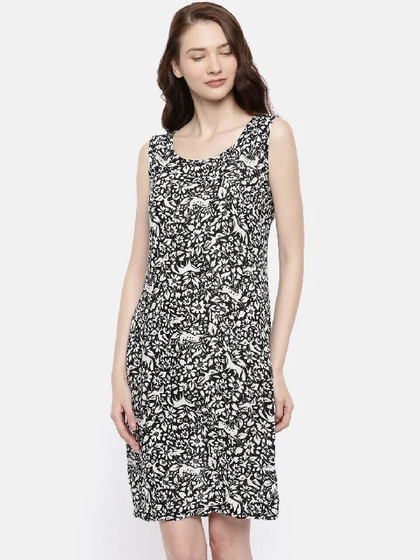 women's pajamas with a charming, vintage aestheticThe Black & White WFH Sheath Dress