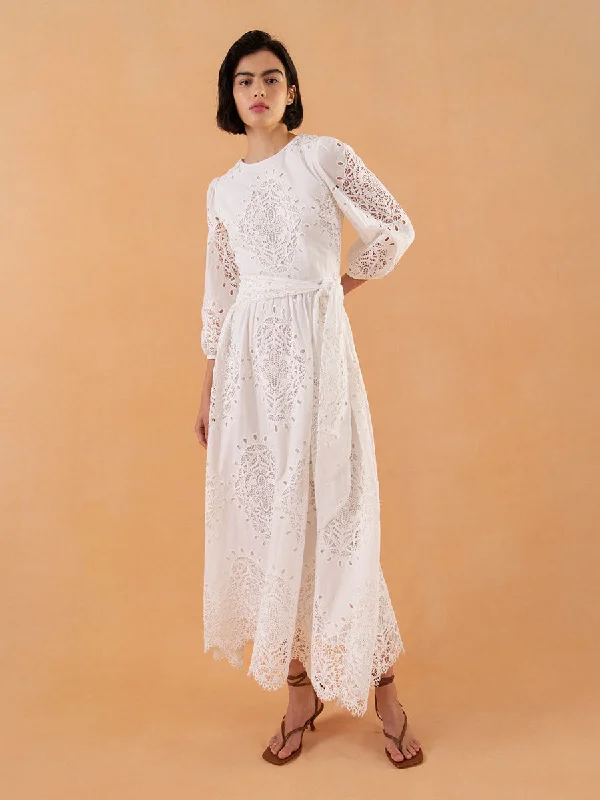 Women's U-Shaped Collar DressesConstance Broderie Anglaise Midi Dress - White - SALE