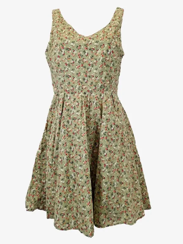 Women's V-Neck DressesPrincess Highway Sage Mini Bouquet Picnic Dress Size 8